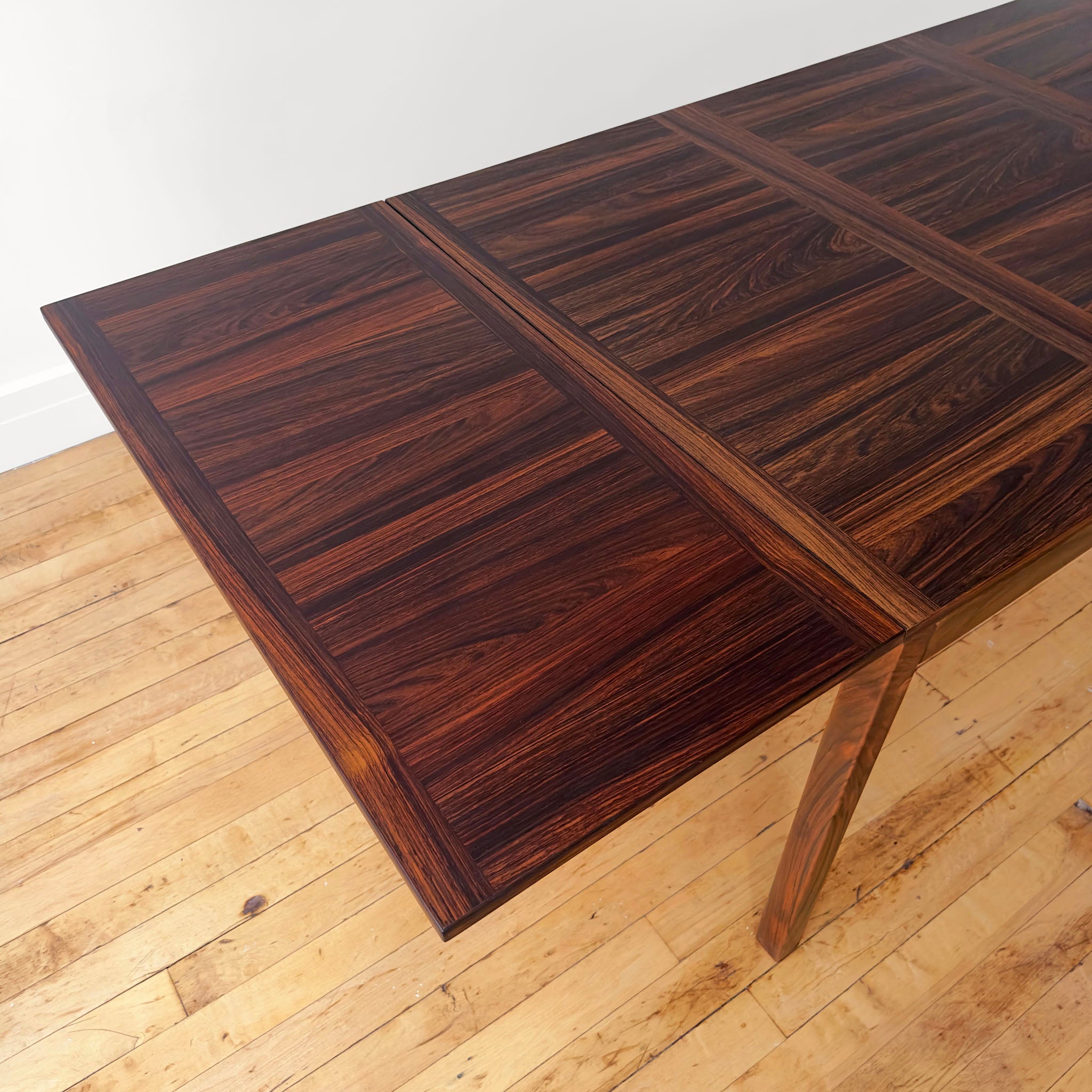 Danish Rosewood Dropleaf Dining Table